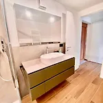 Appartement Moderno Con Giardino
