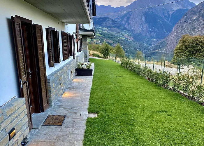 Moderno Con Giardino Gignod