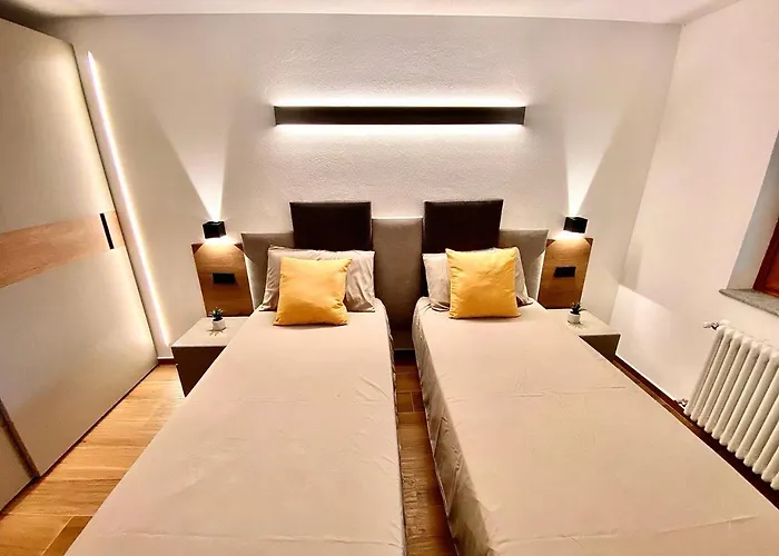 Moderno Con Giardino * Gignod